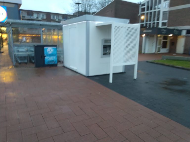 Pinbox in Emmer wijk Rietlanden in gebruik genomen