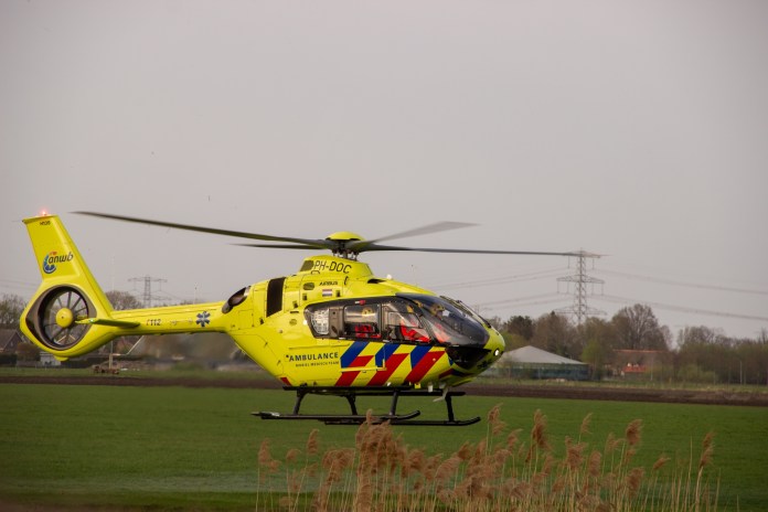 Traumahelikopter rukt uit voor ongeval in Nieuw-Weerdinge