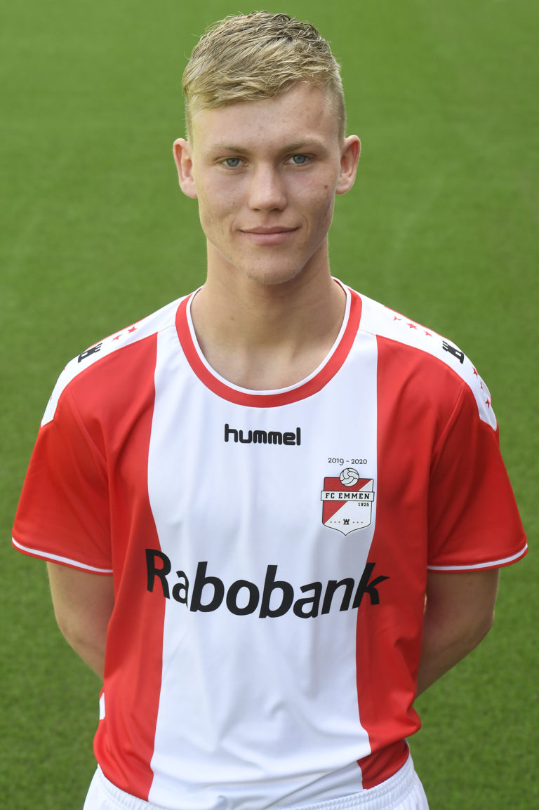 Ben Scholte tekent profcontract bij FC Emmen