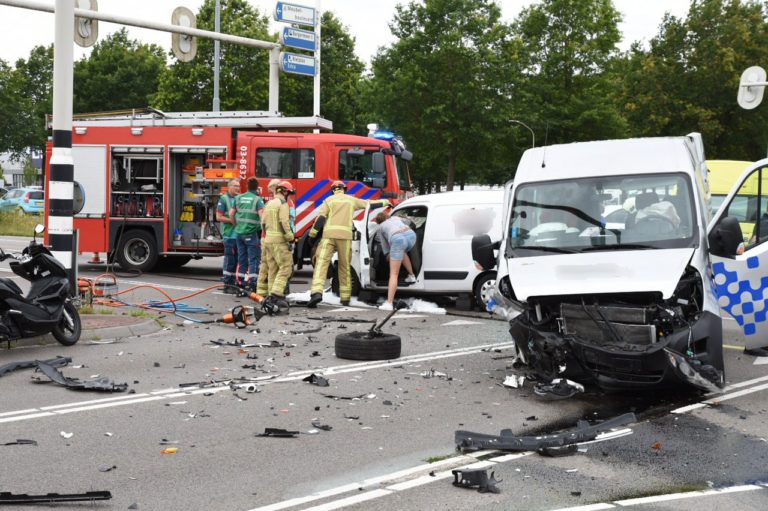 Meerdere gewonden bij ongeval op Rondweg in Emmen