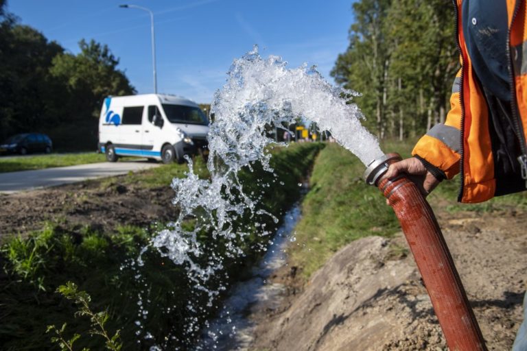 Aantal straten in Klazienaveen zitten zonder water