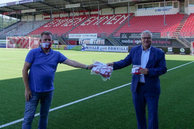 Supportersvereniging biedt 1000 mondkapjes aan aan FC Emmen